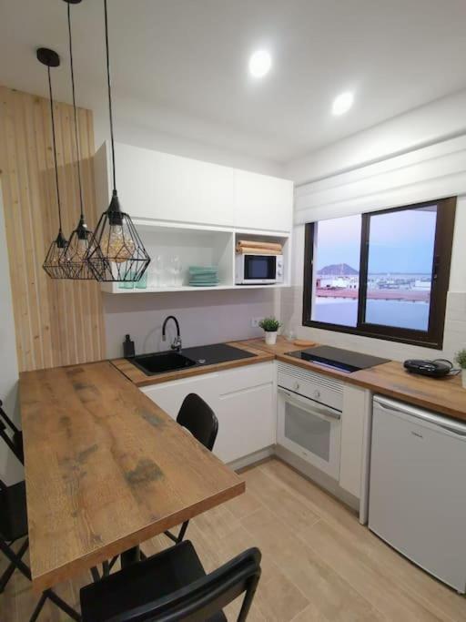 Apartamento Con Vistas Al Mar En El Centro De Corralejo Zewnętrze zdjęcie